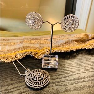 Silver white cz pendant set